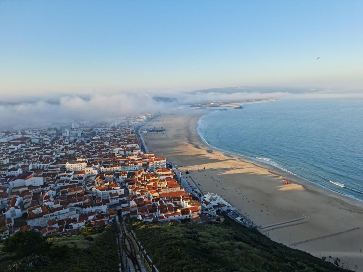 White Swell By Sitio Da Nazare Lägenhet Exteriör bild